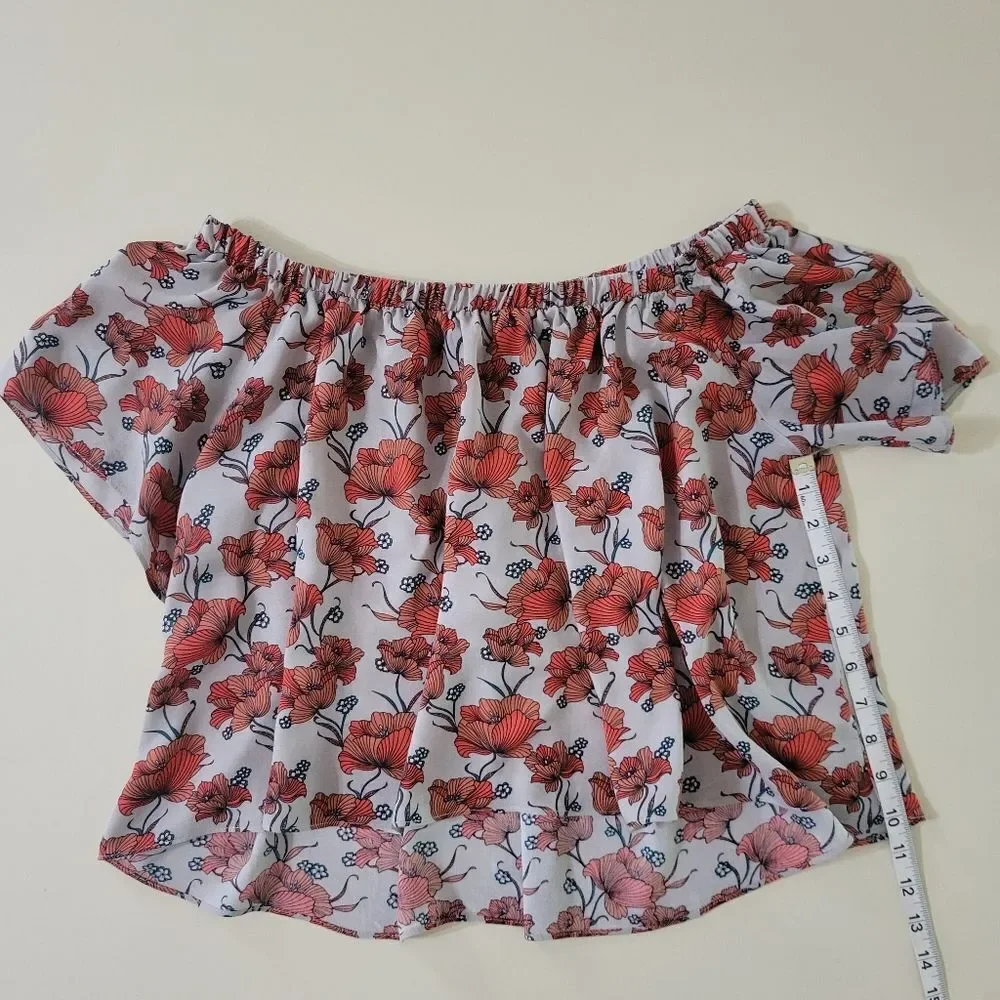 ASTR The Label Red Poppy Print Off Shoulder Crop Top Blouse - Picture 9 of 16